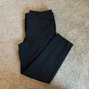 LOFT Julie Skinny Black size 6